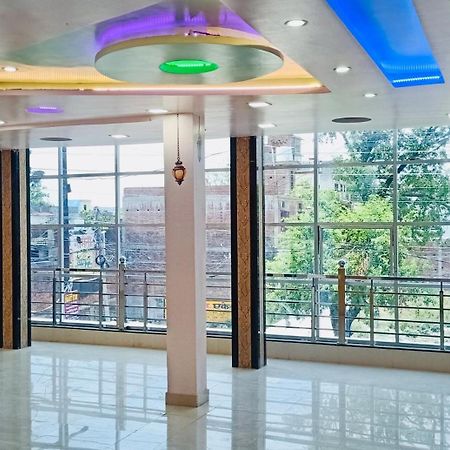 Smart Stays - Mmmut College - Gkp Airport Gorakhpur Eksteriør billede