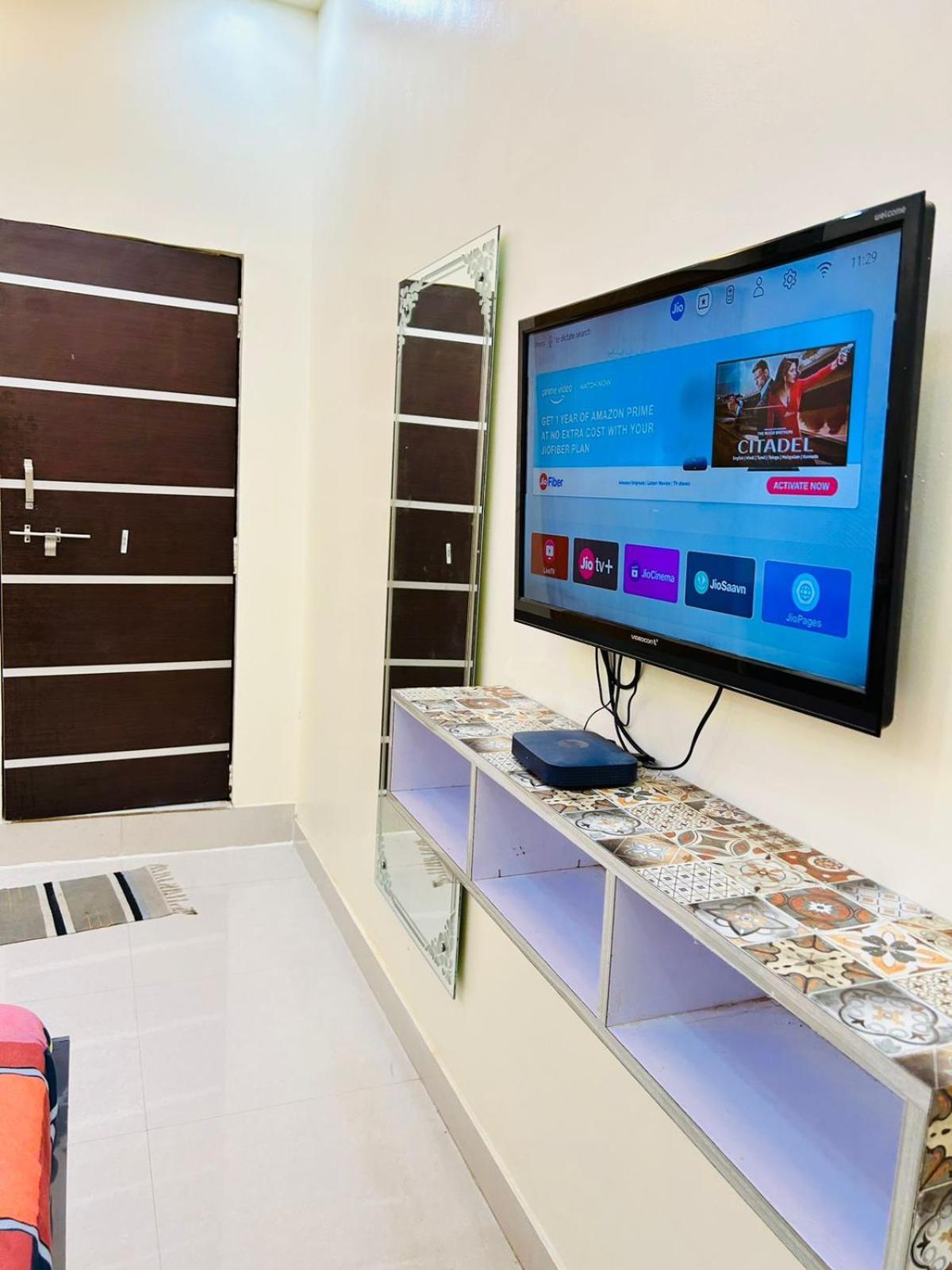Smart Stays - Mmmut College - Gkp Airport Gorakhpur Eksteriør billede