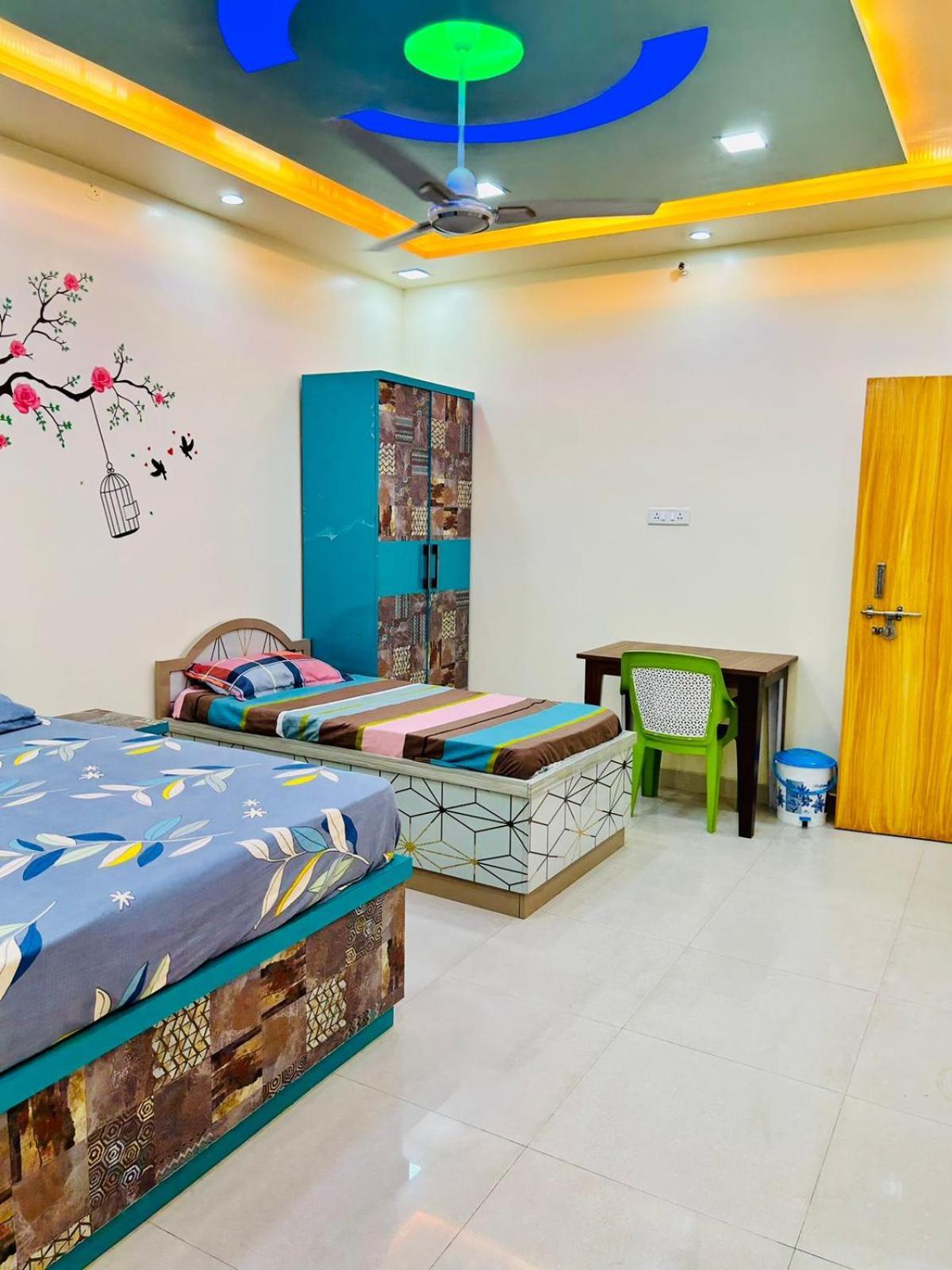 Smart Stays - Mmmut College - Gkp Airport Gorakhpur Eksteriør billede
