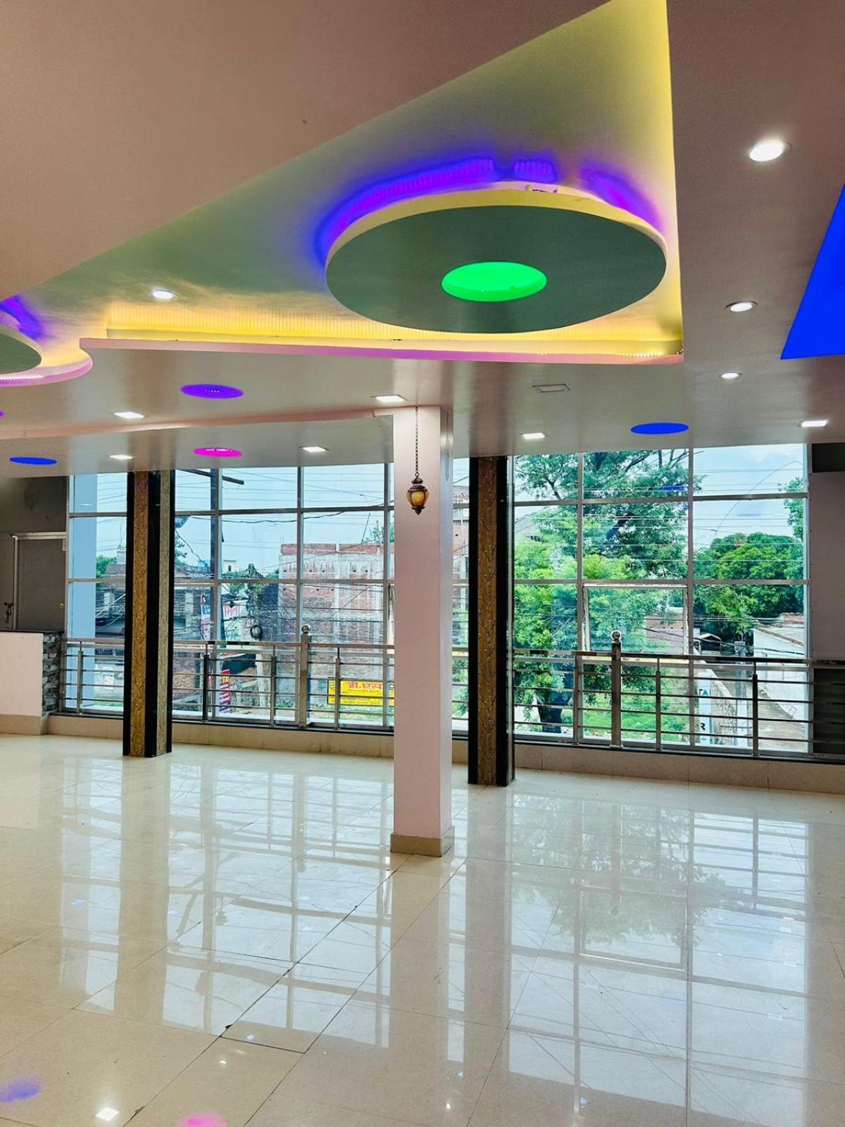 Smart Stays - Mmmut College - Gkp Airport Gorakhpur Eksteriør billede