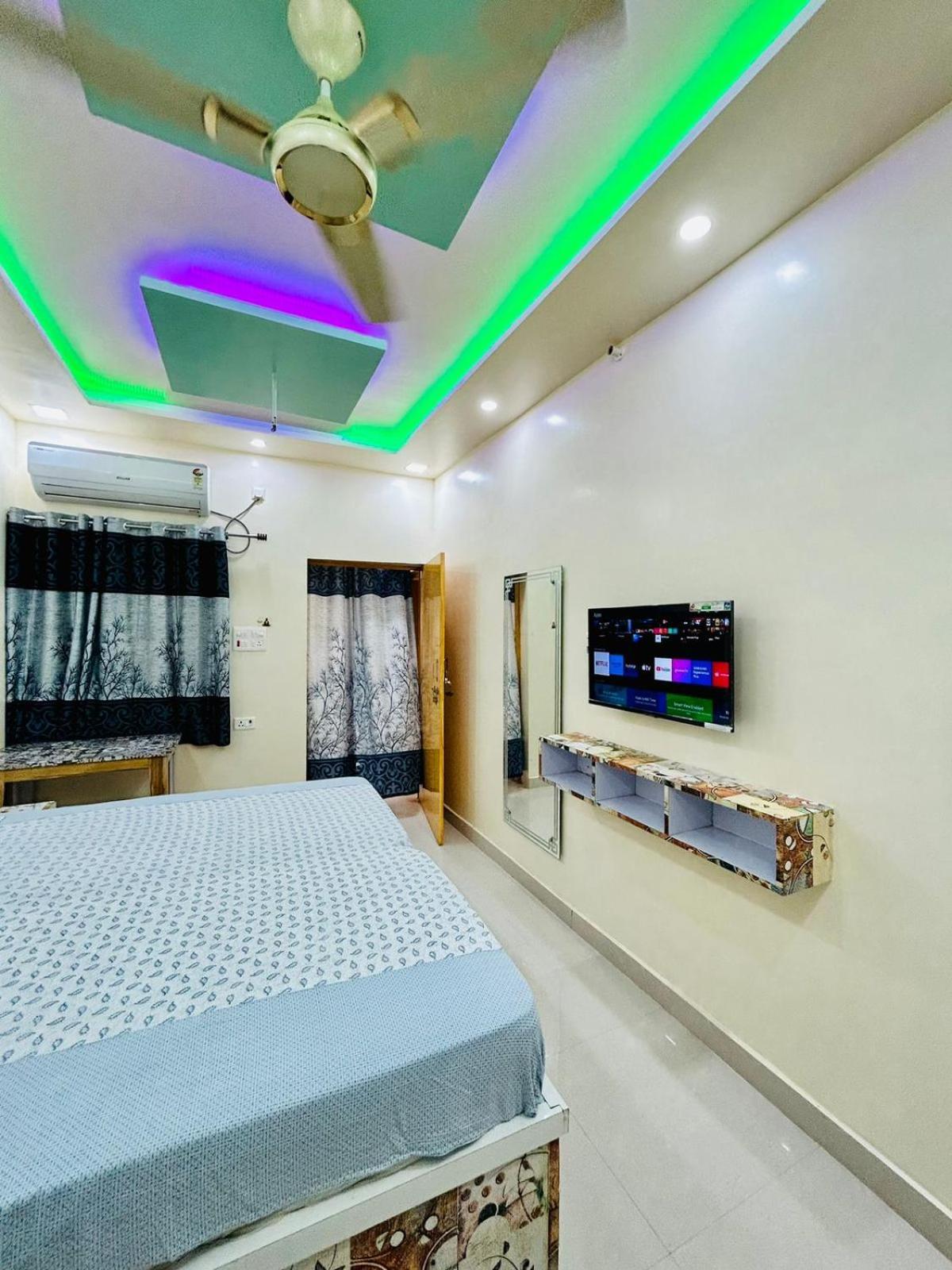Smart Stays - Mmmut College - Gkp Airport Gorakhpur Eksteriør billede