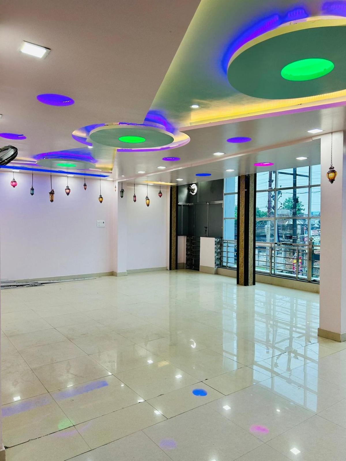 Smart Stays - Mmmut College - Gkp Airport Gorakhpur Eksteriør billede